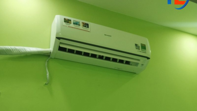 Gắn máy lạnh sharp 99/27 thạnh lộc 41 quận 12