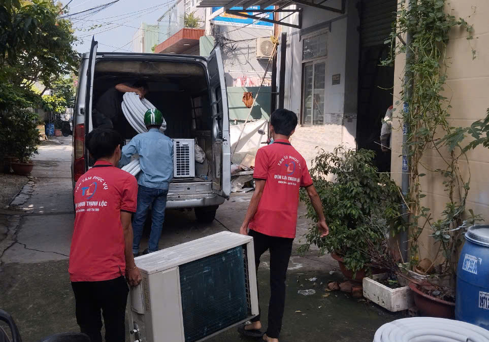 Read more about the article Lắp 4 máy lạnh panasonic trên đường Lê Đức Thọ Gò Vấp